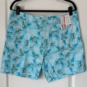 Caribbean Joe Women's Classic Fit Palm Printed Shorts Size 16 ~ NWT Blue White